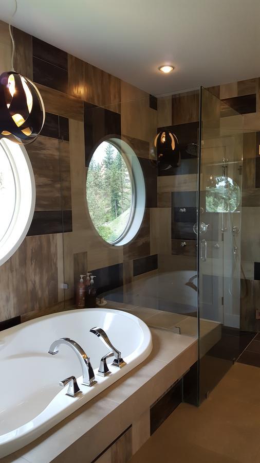 Teehouse Bed & Breakfast West Kelowna Εξωτερικό φωτογραφία