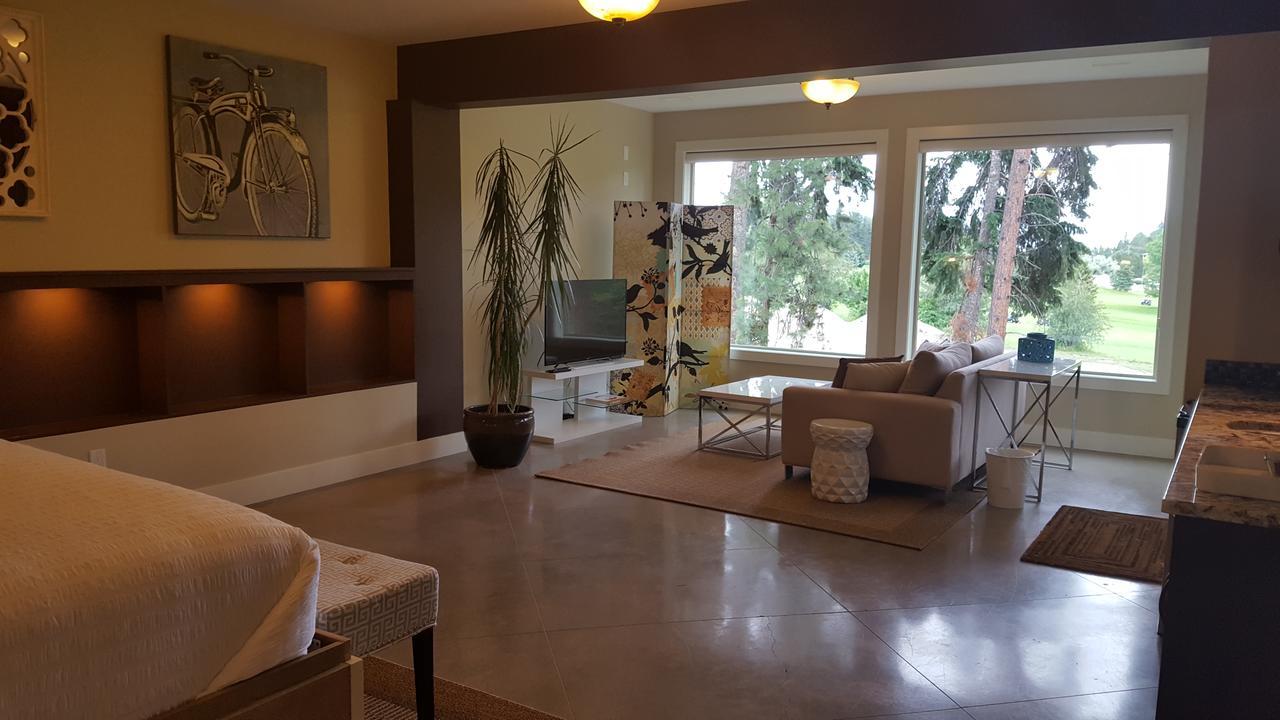 Teehouse Bed & Breakfast West Kelowna Εξωτερικό φωτογραφία
